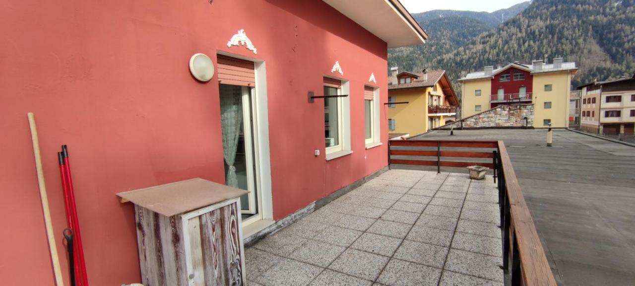 Le Mongolfiere 2 Apartment Malè Exterior foto